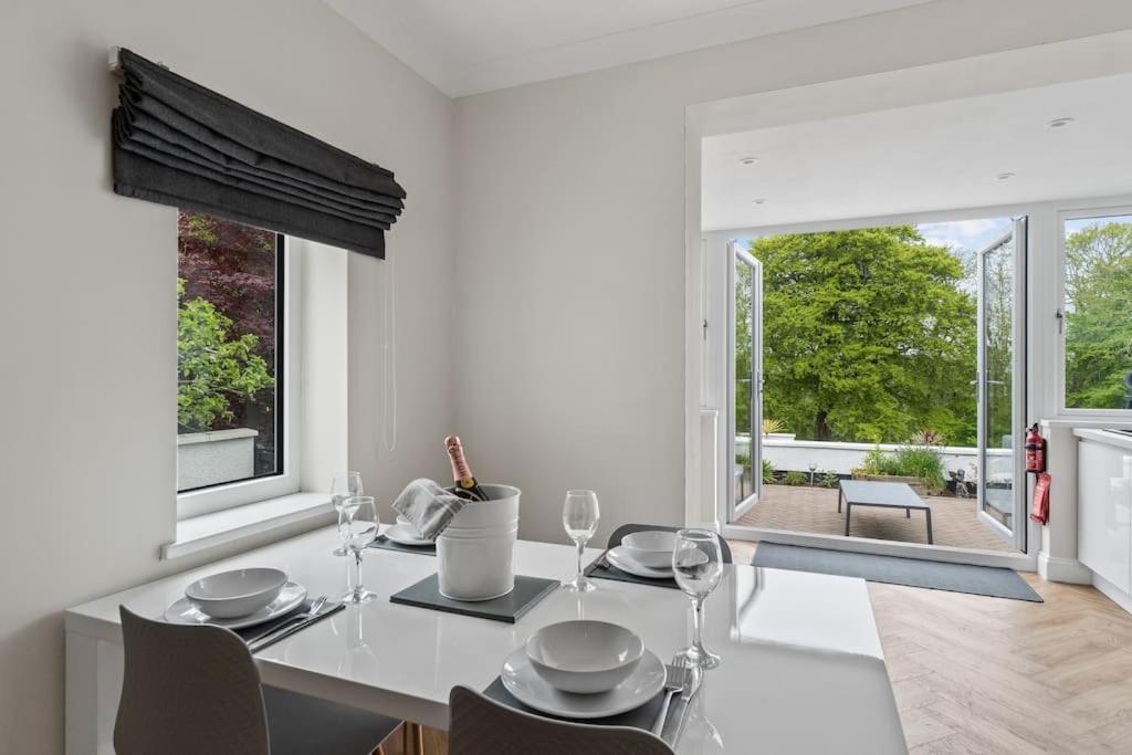 White Cottage Stunning Contemporary 2 Bedroom 2 Ensuite Annex With Hot Tub 普里茅斯 外观 照片