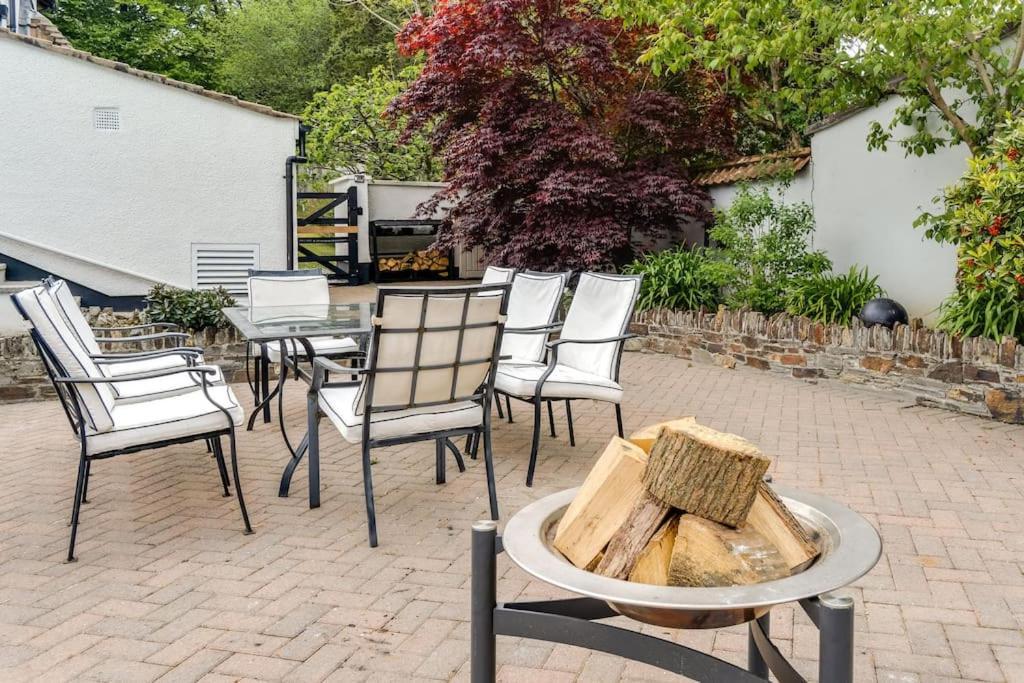 White Cottage Stunning Contemporary 2 Bedroom 2 Ensuite Annex With Hot Tub 普里茅斯 外观 照片