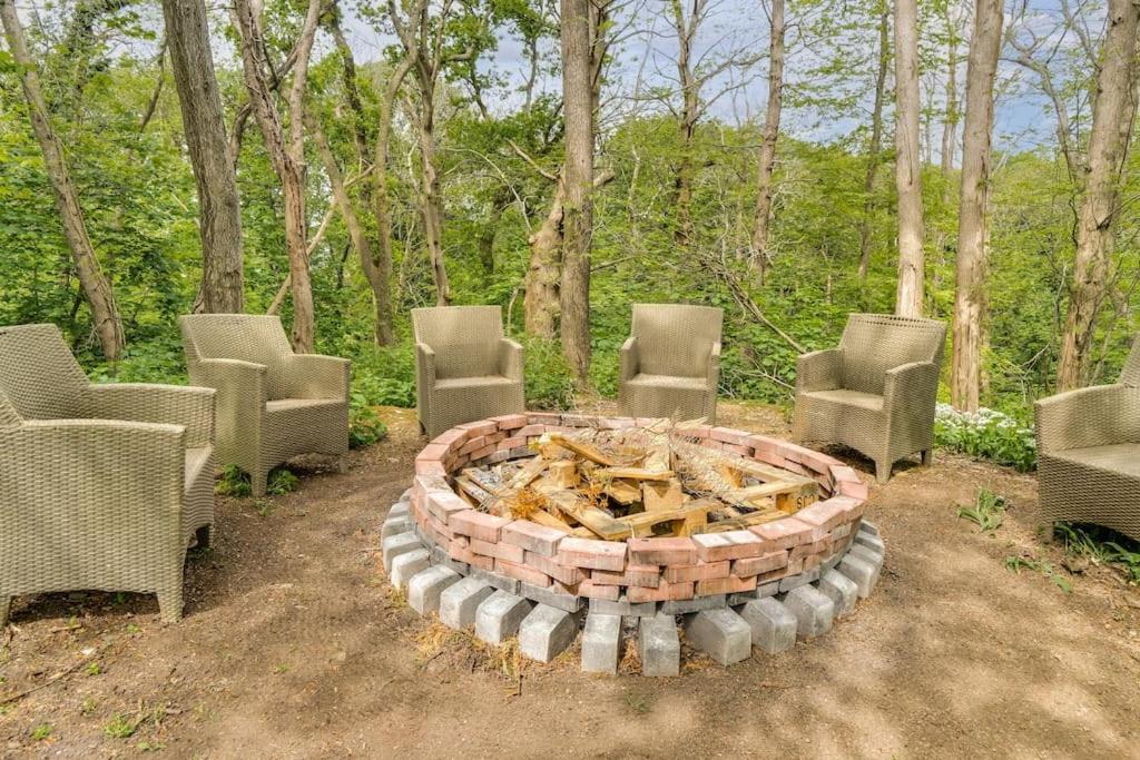 White Cottage Stunning Contemporary 2 Bedroom 2 Ensuite Annex With Hot Tub 普里茅斯 外观 照片