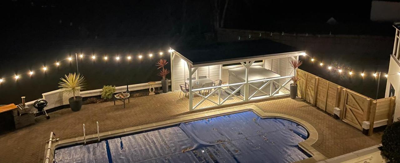 White Cottage Stunning Contemporary 2 Bedroom 2 Ensuite Annex With Hot Tub 普里茅斯 外观 照片